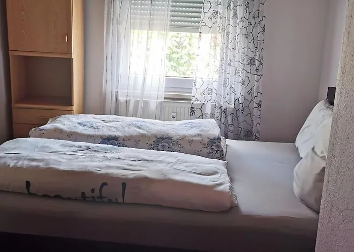 Maison Room