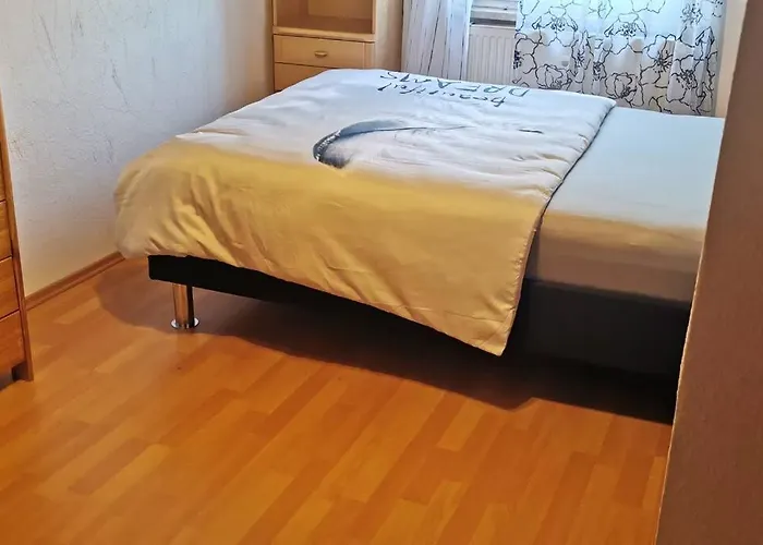 Maison Room